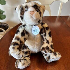 Build A Bear World Wildlife Fund Spotted Cheetah/Leopard w/WWF '05 Dated Medal